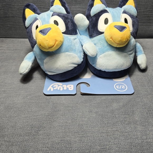 Bluey Other - Bluey Kids Plush Slippers - Blue and Yellow